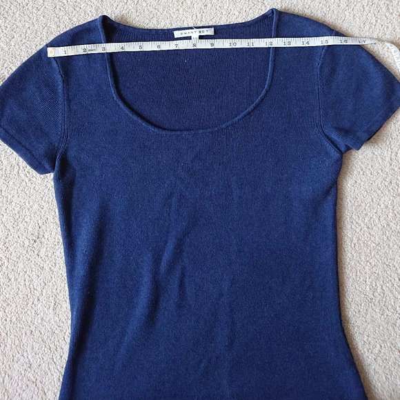 Stretchy Knit Bodycon Dress - Picture 8 of 10